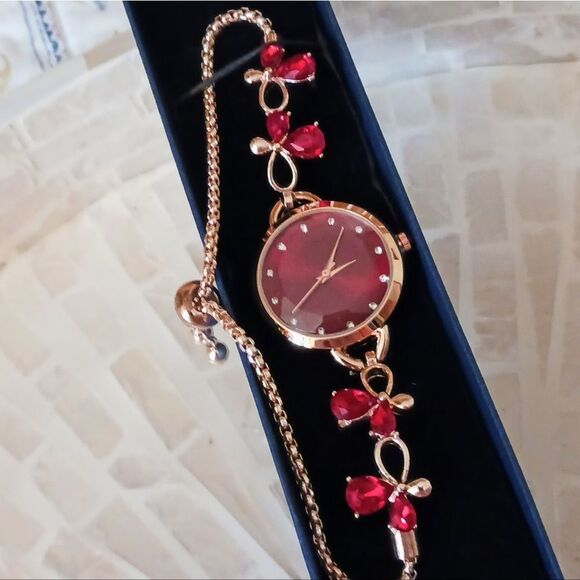 Women's Red Stones Adjustable Watch - Picture 8 of 9